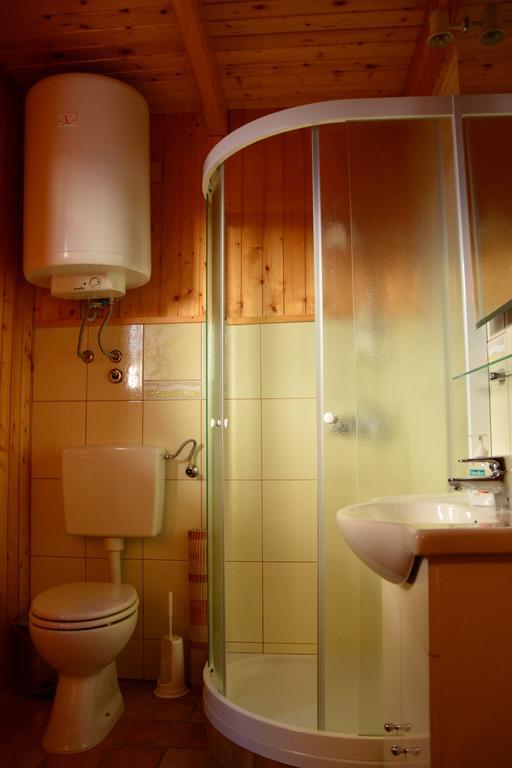 Apartments Gatej ツェルクノ エクステリア 写真