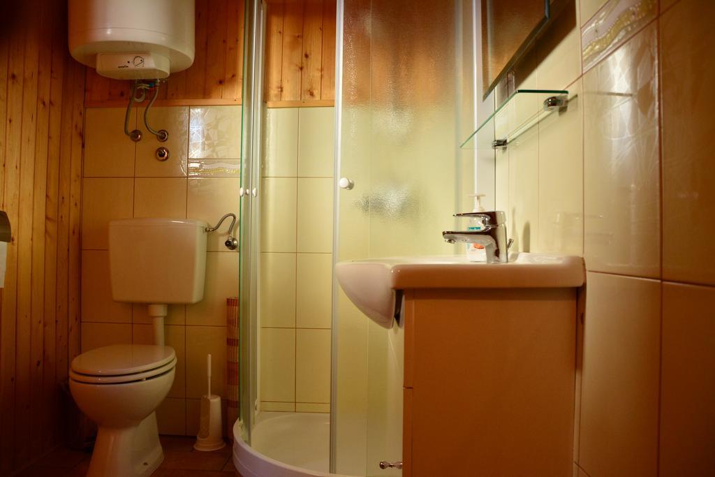Apartments Gatej ツェルクノ エクステリア 写真